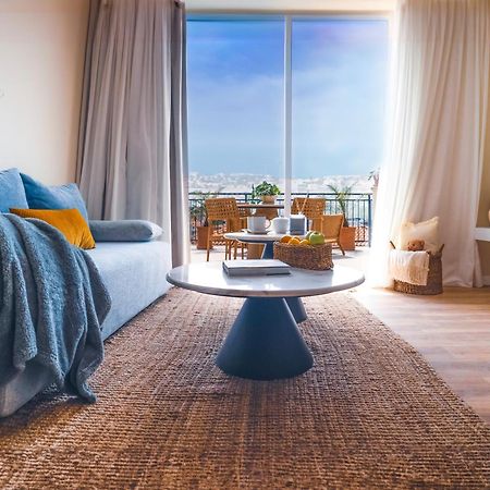 Wellclub - Wellness Family Experience - Seaview Hotel Paphos Buitenkant foto