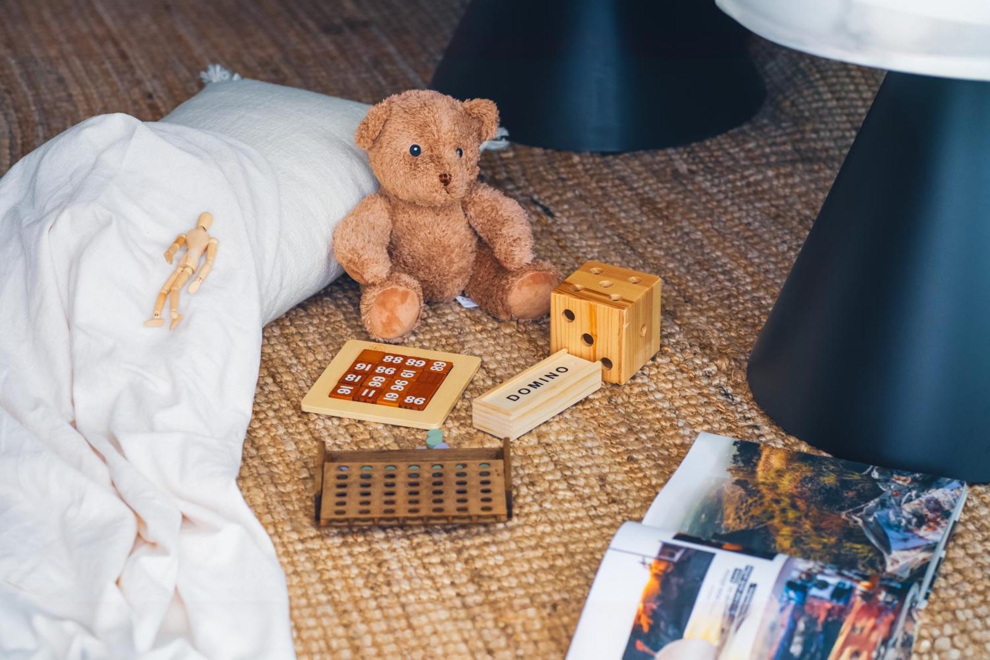 Wellclub - Wellness Family Experience - Seaview Hotel Paphos Buitenkant foto