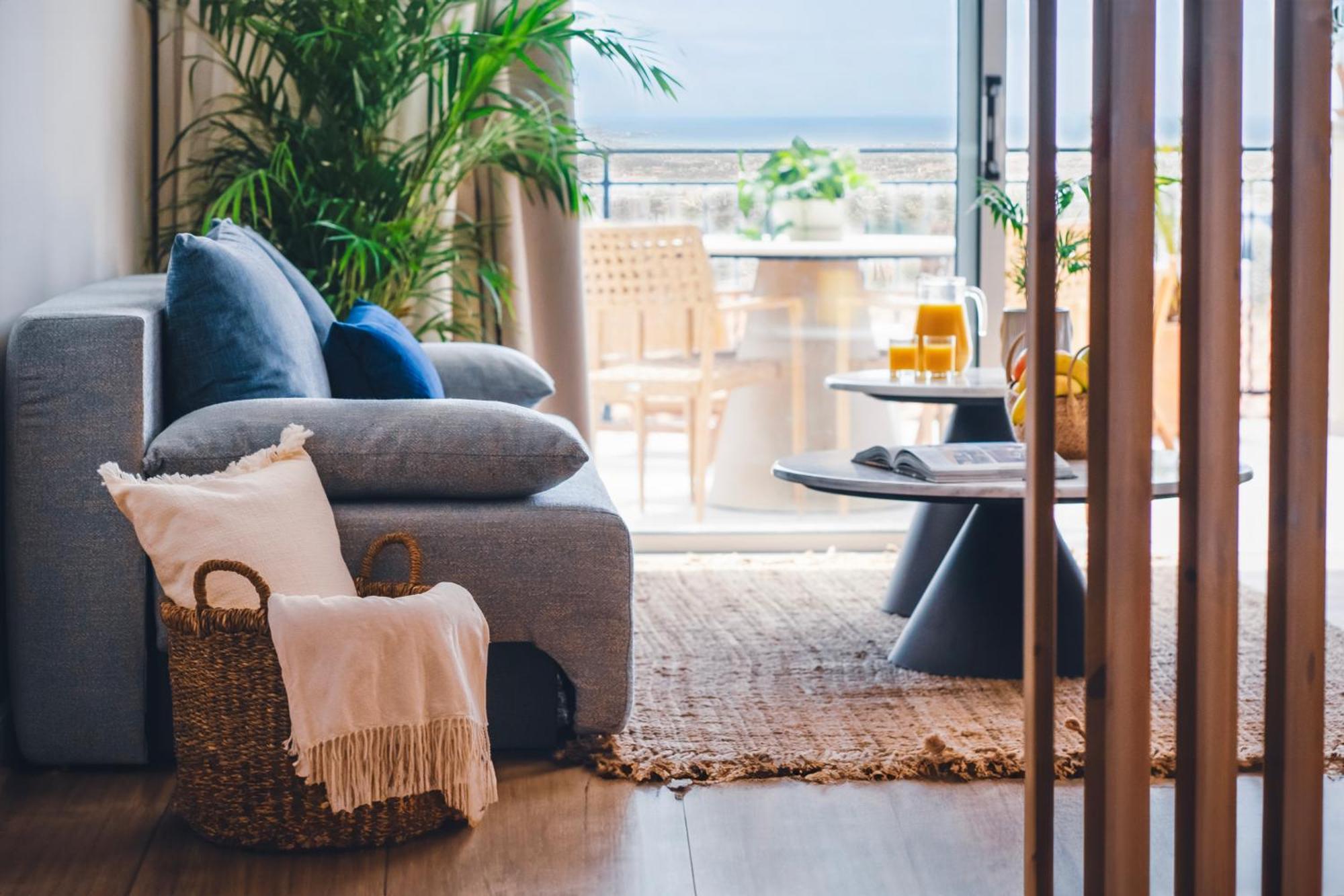 Wellclub - Wellness Family Experience - Seaview Hotel Paphos Buitenkant foto