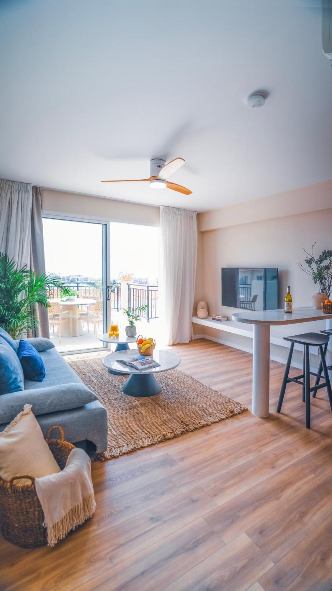 Wellclub - Wellness Family Experience - Seaview Hotel Paphos Buitenkant foto