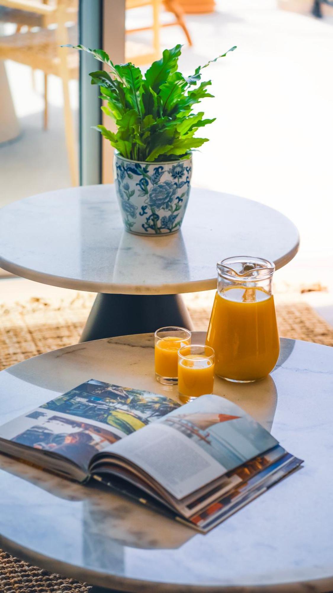 Wellclub - Wellness Family Experience - Seaview Hotel Paphos Buitenkant foto