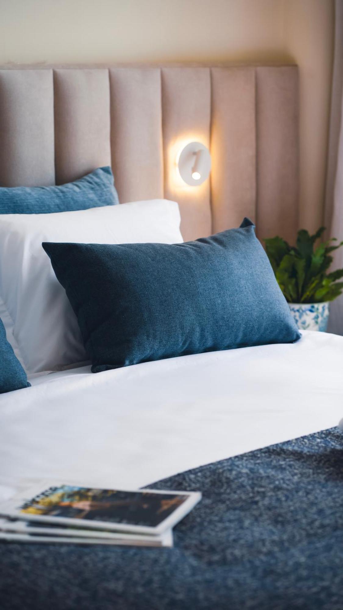 Wellclub - Wellness Family Experience - Seaview Hotel Paphos Buitenkant foto