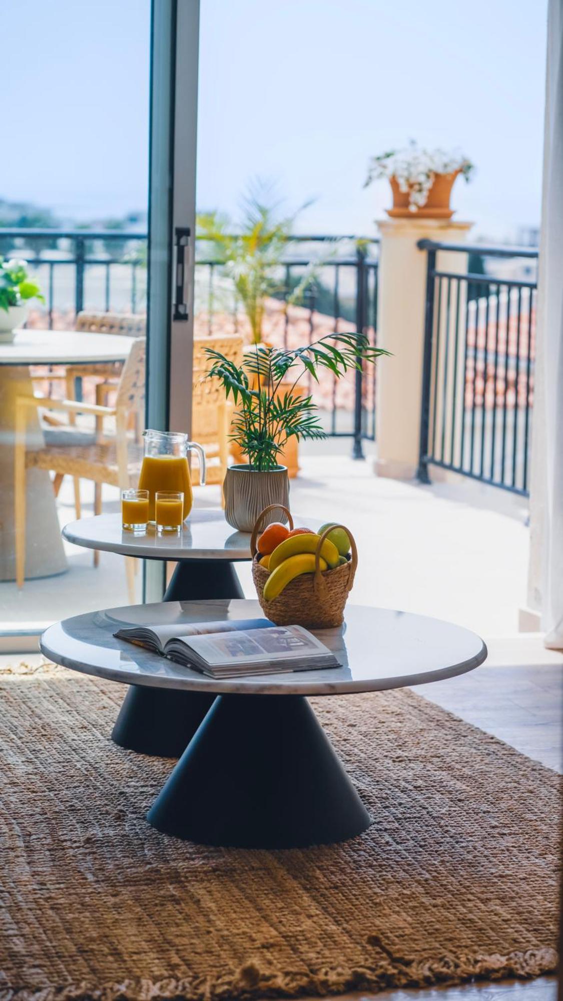 Wellclub - Wellness Family Experience - Seaview Hotel Paphos Buitenkant foto
